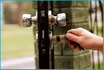 Downers Grove Locksmith Service Downers Grove, IL 630-518-9502  Downers Grove Locksmith Service Downers Grove, IL 630-518-9502